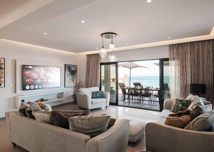 Villa Halcyon *