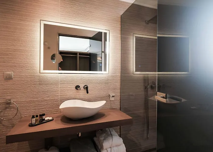 Halcyon * Agios Stefanos Avliotes (Corfu)