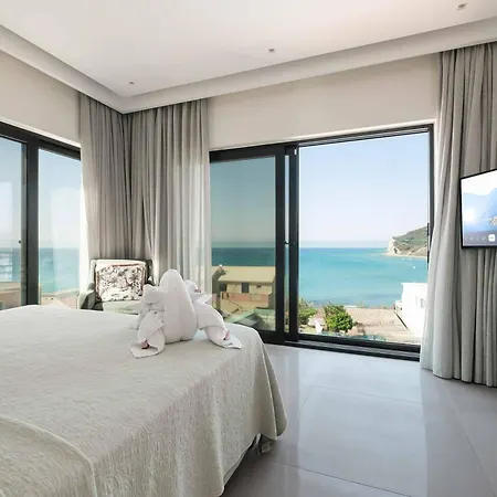 Villa Halcyon *