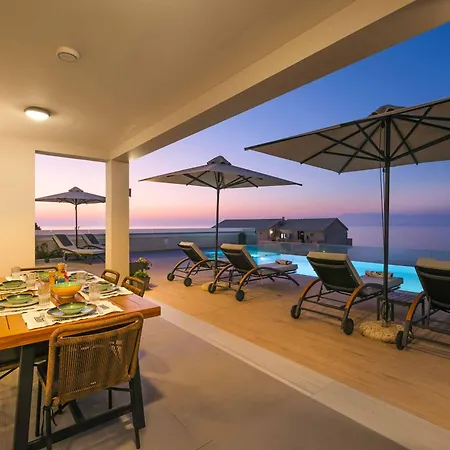 Villa Halcyon *