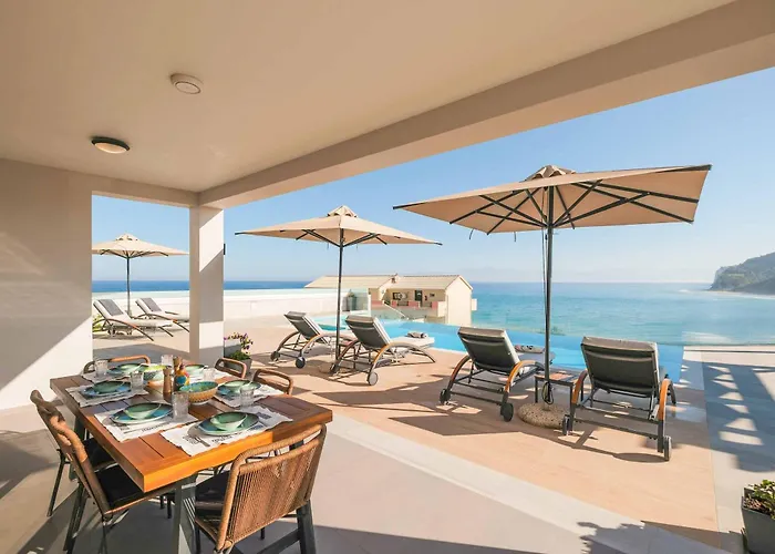 Halcyon Agios Stefanos Avliotes (Corfu)