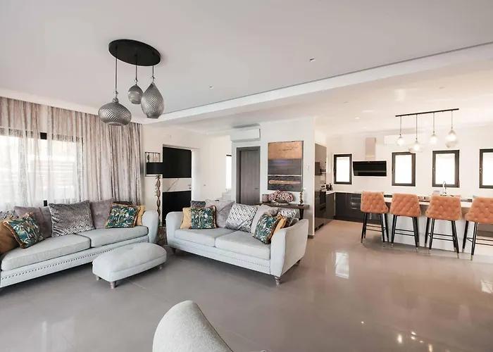 Halcyon Agios Stefanos Avliotes (Corfu)